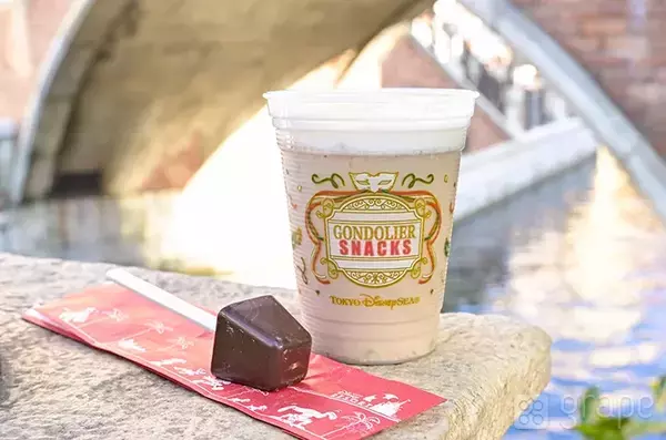 ディズニーシーの『カフェモカ』が熱々で…　付いてきたものを見て「そういうこと？」と納得！