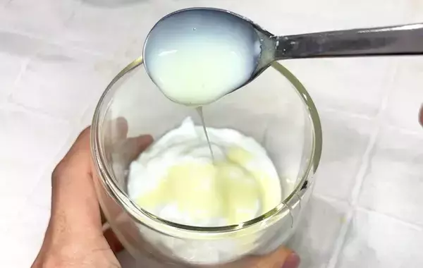 隠し味に20g入れてみて！　ヨーグルトと一緒に混ぜたのは…？【ドリンクレシピ】