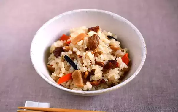 炊飯器に入れてみて！　切り餅の意外な活用法に「冷めてもOK」「もち米いらず」