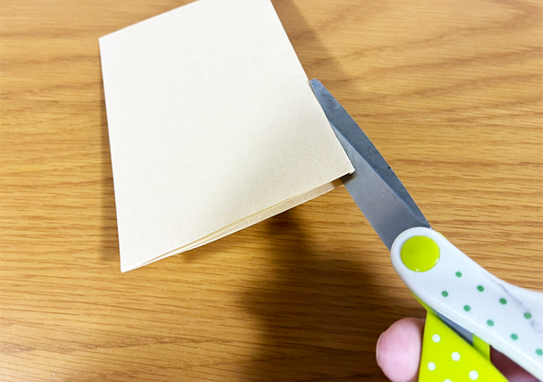 ラッピング袋がない時は？　『茶封筒』を使ったアレンジ技に「売り物みたい！」「もらったら嬉しい」