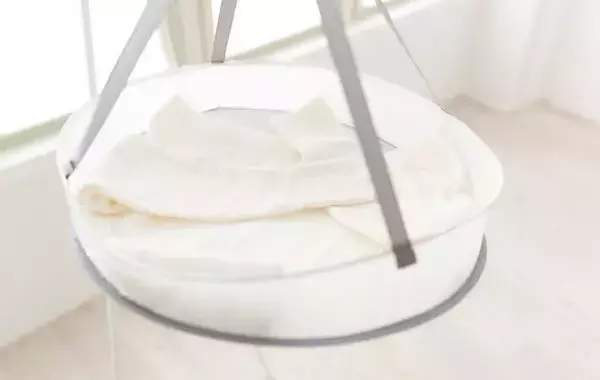 「普通に洗っただけなのに…」　ニットが縮む人に共通する『3つNG』とは？