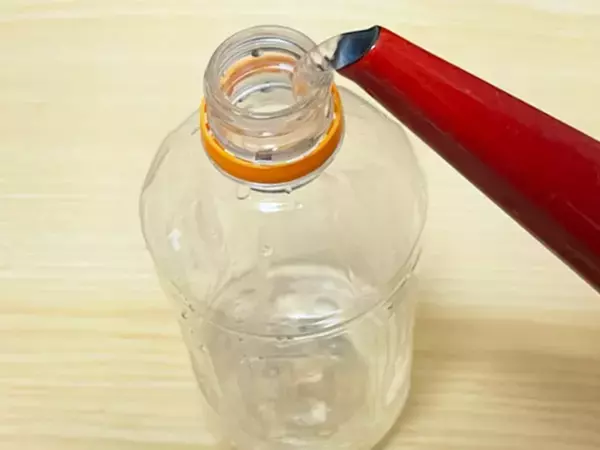 ペットボトルを布団に入れておくと…　寒い夜に布団を温めておく裏技