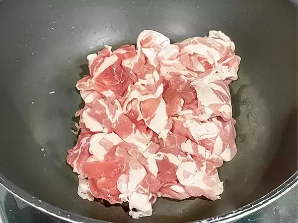 パサつき卒業！　元調理師が教える『豚こま肉』をしっとりさせる2つのコツ