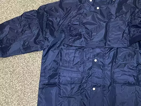 ダウンジャケットの中に…　「簡単だけど温かい」と噂のアイディアを試してみた