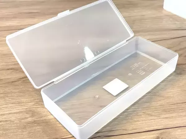 『セリア』で買った半透明ケース　思わぬ使い道に「キッチンがすっきり！」「すぐに買い足したくなる」