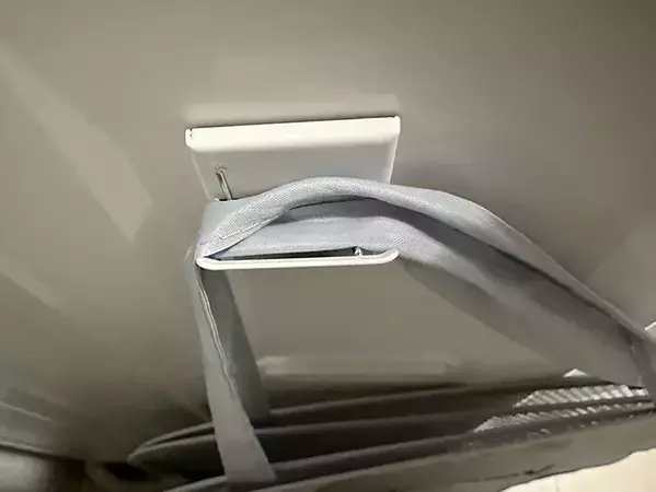 マグネットクリップを玄関や洗濯機に貼りつけて？　『じゃない使い方』に「もっと早く知りたかった」