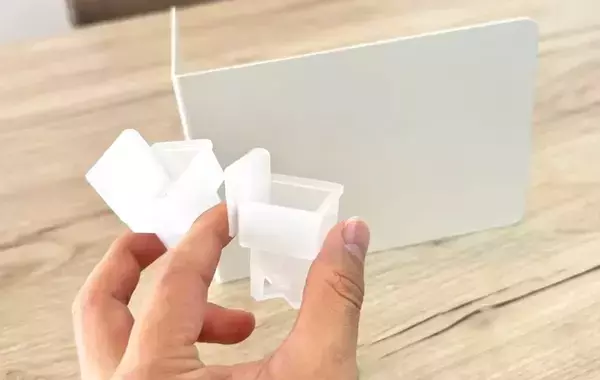 冷蔵庫だけじゃもったいない！　薬味チューブホルダーで『玄関と洗面所』を整理整頓