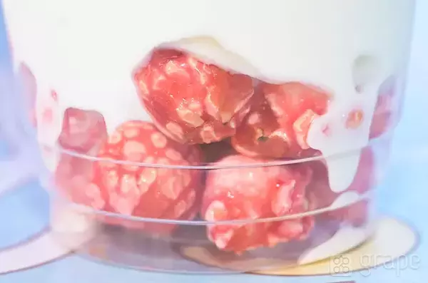 ディズニーランドの『チーズソフト』、おすすめの食べ方が？　組み合わせに「考えた人、天才！」