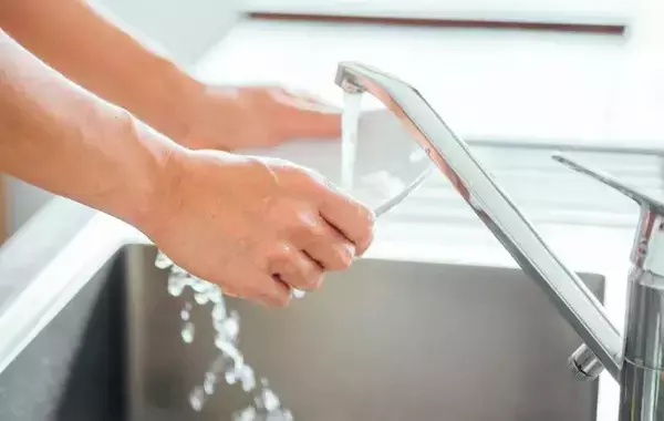 水筒のパッキン、どう洗ってる？　ダイソーの名品に「即カゴに入れた」「優秀」【100均グッズ4選】