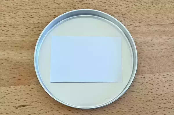 ニベアの『青い缶』は捨てないで！　簡単すぎる『リメイク術』を実際にやってみた【収納ワザ】