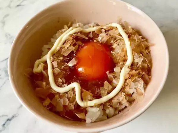 マヨラー大歓喜！　TKGの新定番『おかかマヨTKG』を食べてみたら…？