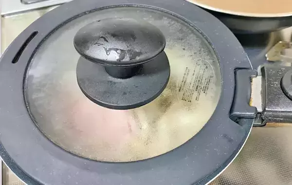 ほうれん草を豪快に！　味の素が紹介するスープレシピに小1息子が「もうないの？」