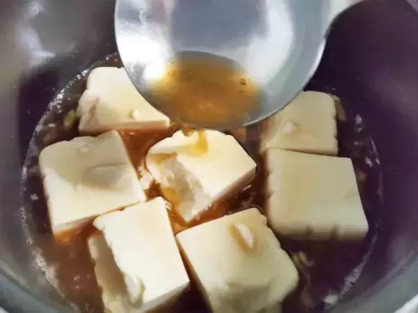 買い物に行きたくない日はこれ！　冷蔵庫の豆腐とめんつゆを使って…【時短レシピ】