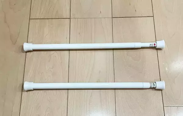 プロはつっぱり棒をこう使う！　狭いキッチンが快適になる「収納ワザ」