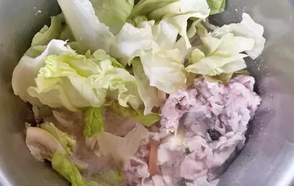 お吸い物の素はこう使う！　お湯を入れるだけじゃない食べ方に「これだけで味が決まる」