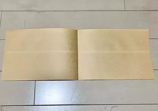 プレゼントの見栄えがグッとアップ！　“仕掛け”に驚く“茶封筒”ラッピング