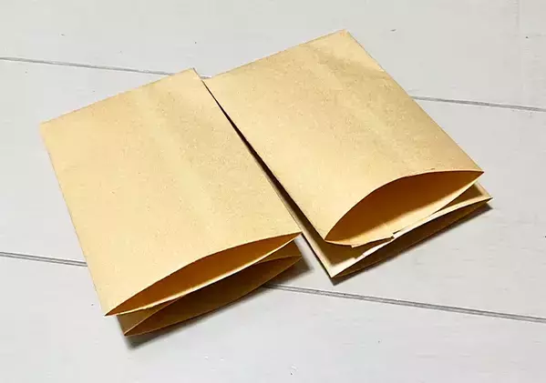 プレゼントの見栄えがグッとアップ！　“仕掛け”に驚く“茶封筒”ラッピング