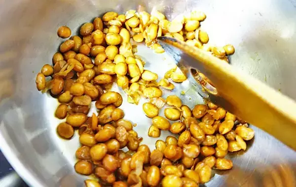 「その手があったか！」　節分後の豆を煮詰めて…？　意外なスイーツに「家族が大喜び」