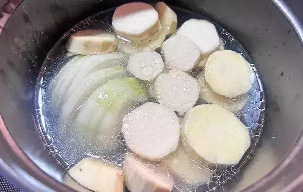 袋のサツマイモ、余ってない？　家族が喜ぶ食べ方に「冬ずっと作りたい」