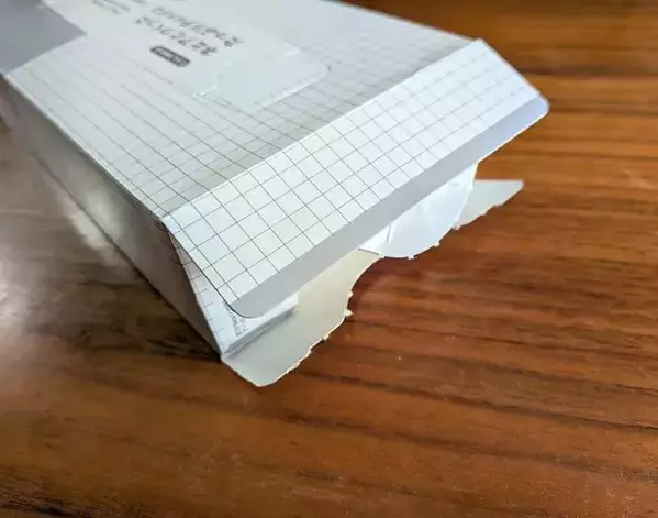 切り取り線を『真ん中』だけ残すと？　ティッシュ箱の裏技に「感動した」「すばらしい」