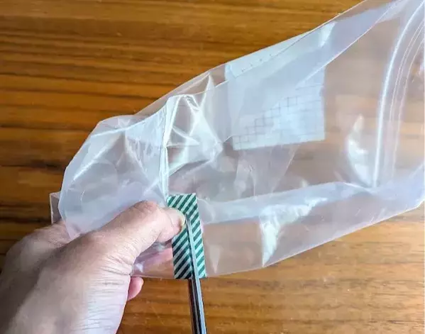 切り取り線を『真ん中』だけ残すと？　ティッシュ箱の裏技に「感動した」「すばらしい」