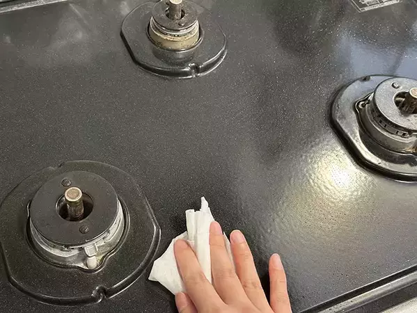 五徳を使わない時は浮かせて収納！　便利な100均アイテムに「もっと早く知りたかった」