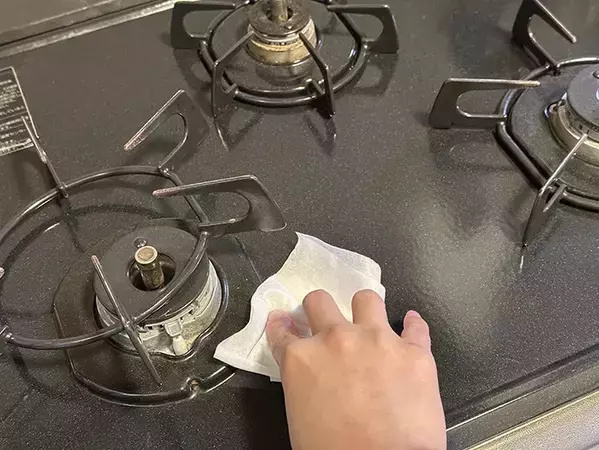 五徳を使わない時は浮かせて収納！　便利な100均アイテムに「もっと早く知りたかった」