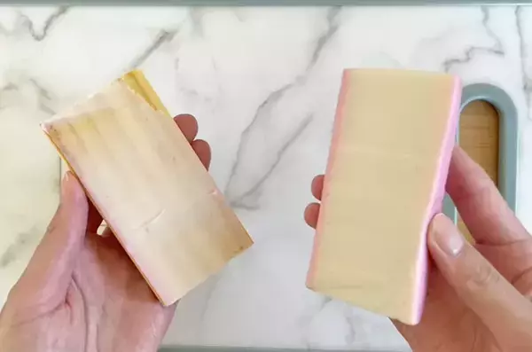 カマボコが『板』に残ってしまう人へ　紀文食品の“剥がし方”を試したら…思わず「えっ！」と声が出た