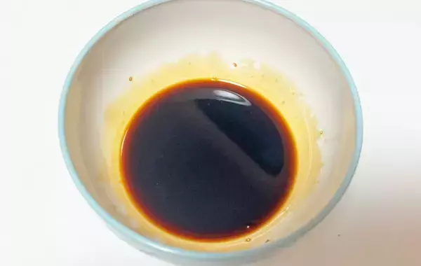 海苔ではなく…　代わりに餅を巻くと「夫の疲れが吹き飛んだ」「めちゃ合う」