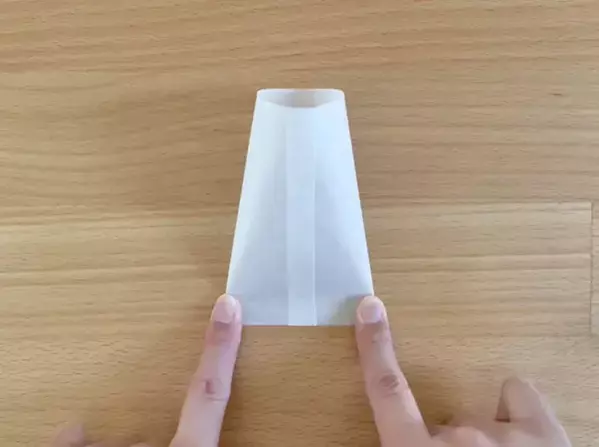 職場で配るお菓子、こう包む！　セリアで買った『トレーシングペーパー』で超簡単ラッピング