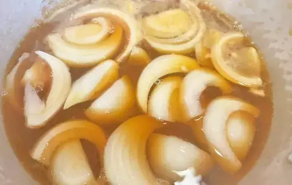 「これ、本当に家で作ったの？」　家族が疑った牛丼、隠し味に入れたのは…