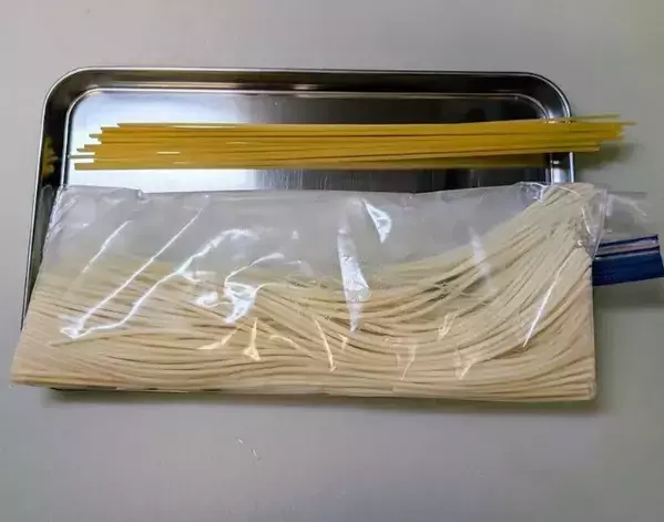 乾燥パスタを『水に浸けて』からゆでると？　驚きの食感に「革命起きた」「すぐやる」