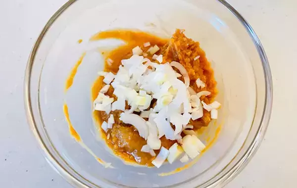 ご飯が止まらない『厚揚げ』のアレンジ　表面に塗ったのは…