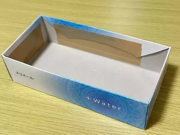 ティッシュ箱は捨てずに活用！　意外な収納テクに「思わず声が出た」