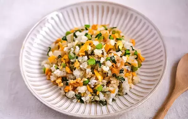 ブロッコリーの細い茎と葉　意外な食べ方に「もう捨てない！」