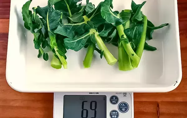 ブロッコリーの細い茎と葉　意外な食べ方に「もう捨てない！」