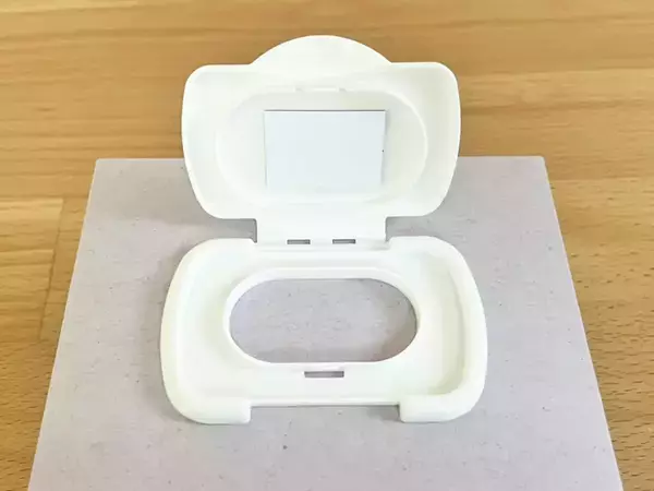 余った箱に『ウェットシートの蓋』を貼ったら…　朝の身支度がラクになった！【収納アイディア】
