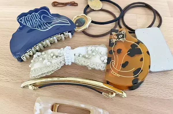 余った箱に『ウェットシートの蓋』を貼ったら…　朝の身支度がラクになった！【収納アイディア】