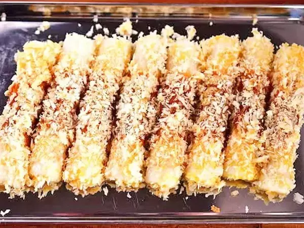 切ったちくわに衣をつけて…　できた節約おかずに「肉より好きかも」【管理栄養士のレシピ】