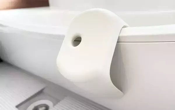 ボトルも洗面器も、床に置いてない？　ぬめりを防ぐ風呂場整理【3つのコツ】