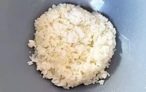 ふりかけよりもうまい？　永谷園が紹介する『鶏塩おにぎり』を再現してみた