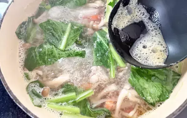 まだ豚汁作ってる？　いつもと違う味噌汁に「中学生息子が3杯おかわり」