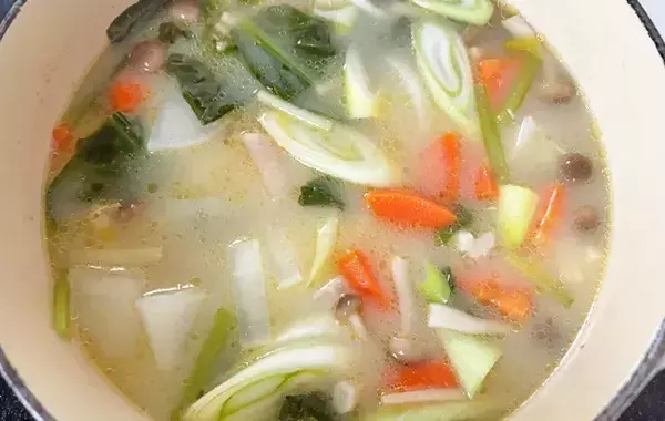 まだ豚汁作ってる？　いつもと違う味噌汁に「中学生息子が3杯おかわり」