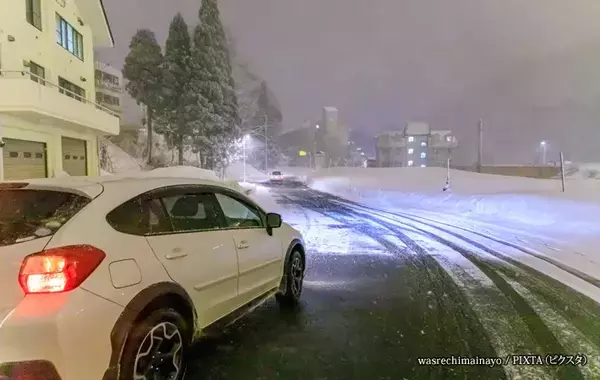 真冬に上着を忘れた警察官　震えながらの説得に違反者が放った一言