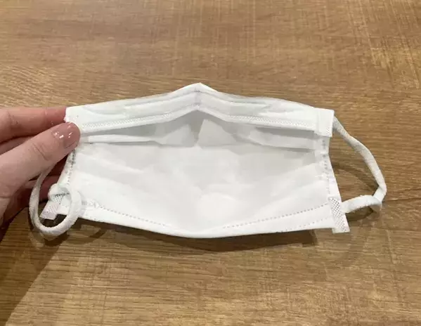 息を吐いてもメガネが曇らない！　花粉シーズンの『景色がぼやける』問題を解消するマスクのつけ方