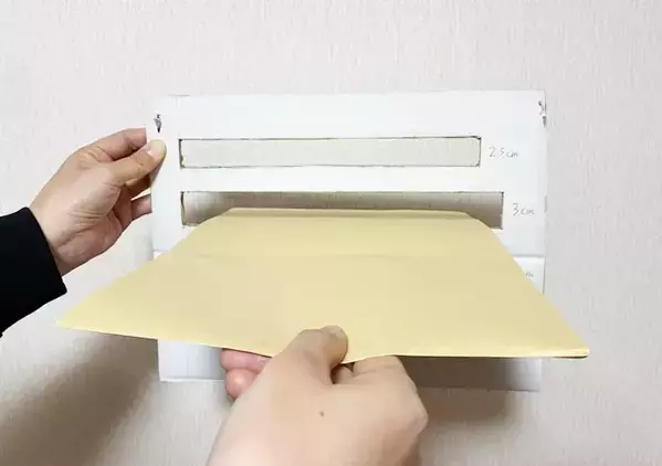 1つあると超便利！　不要なダンボールで『簡易サイズ測定スケール』を作る方法とは