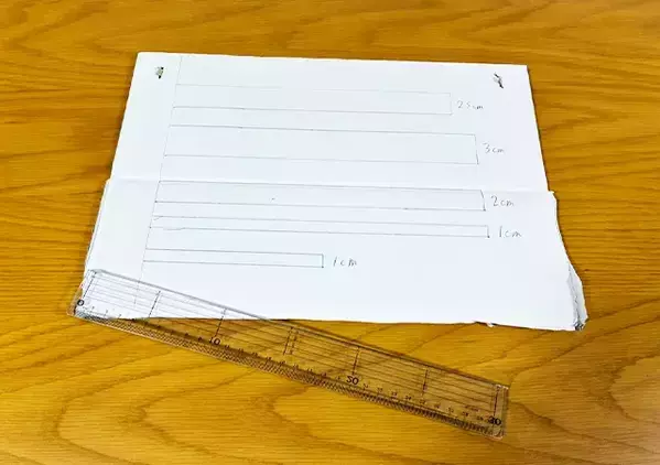 1つあると超便利！　不要なダンボールで『簡易サイズ測定スケール』を作る方法とは