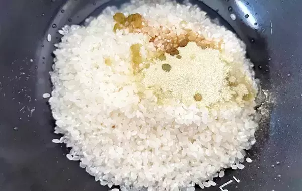 食べた家族が「高級な店みたい」　いつものご飯を格上げする、炊飯前の一工夫とは