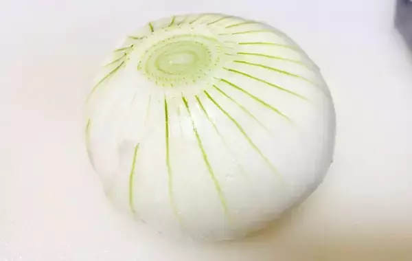 7歳息子が「もっと食べたい」　焼いた新玉ねぎに使った調味料は？