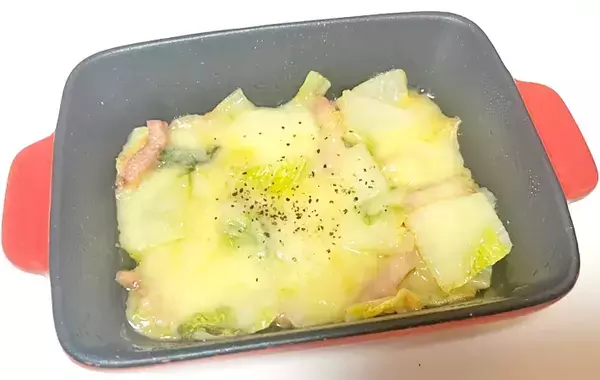 白菜の大量消費に！　フライパンとレンジで完結する『グラタン風』のレシピ